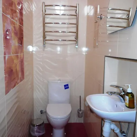 Q ,15 хв до жд вокзалу Hostel