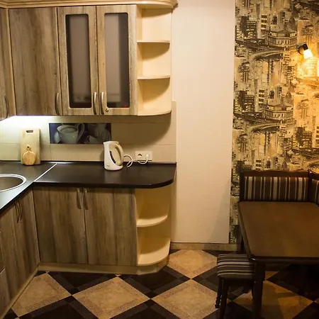 Q ,15 хв до жд вокзалу *