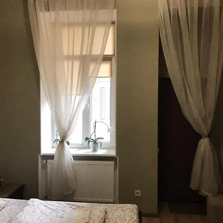 Q ,15 хв до жд вокзалу