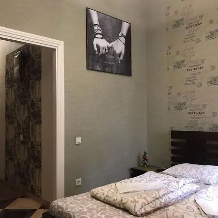 Q ,15 хв до жд вокзалу Leopoli