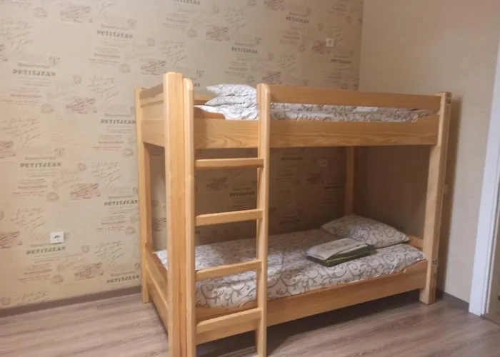 Q ,15 хв до жд вокзалу Vandrarhem Lviv