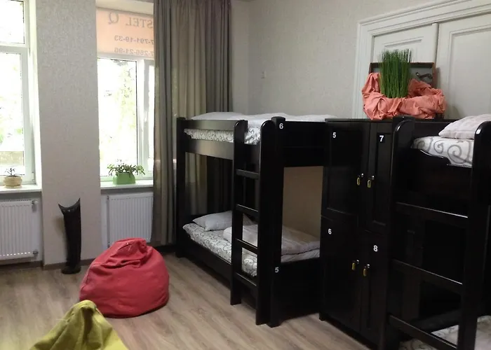 Hostal Q ,15 хв до жд вокзалу *